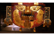 Secretul ascuns într-o mască mască antică din aur, veche de 1.000 de ani