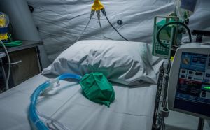 Doar 23 de paturi libere în toată țara pentru bolnavii de COVID