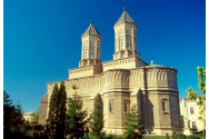 Mănăstirea „Sf. Trei Ierarhi” ar putea deveni al zecelea obiectiv UNESCO din România