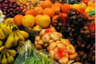 Fructele cu pesticide au împânzit supermarketurile