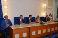 A fost semnat primul contract de extindere a sistemului de canalizare în județul Iași