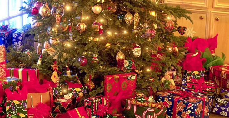 Crăciunul - Istoria unei sărbători cu multe rădăcini păgâne - Plante veșnic verzi, ospețe, focuri uriașe și venerarea Soarelui