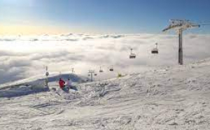 Pârtiile de schi de la cota 2.000, din Sinaia, se închid. Telescaunul și gondola, blocate