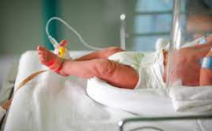 Copil de 2 luni din județul Suceava, infectat cu tulpina Omicron