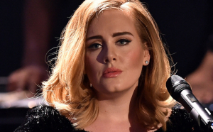 Adele amână seria concertelor din cauza COVID. Mulți colaboratori de-ai ei s-au îmbolnăvit