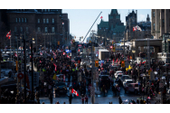 FOTO - Miting de protest în Ottawa împotriva Guvernului. Oamenii sunt supărați de vaccinarea obligatorie