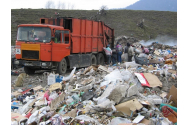 Cantităţi impresionante de deşeuri, depozitate ilegal în localitatea Udeşti