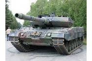 VIDEO - Tancurile mușcă din pământul Ucrainei