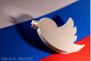 Twitter a blocat, la rândul său, conturile mass-media ruse RT şi Sputnik în Uniunea Europeană