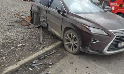 Accident la Secuieni. Un autoturism din Ucraina s-a ciocnit cu unul din Italia