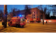  Un autovehicul a intrat în porţile ambasadei Rusiei din Capitală. Maşina a luat foc, iar şoferul a murit