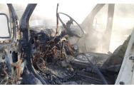 Un microbuz a luat foc în municipiul Vaslui