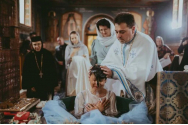 O ucraineantă refugiată la Mănăstirea Văratec a trecut la ortodoxie