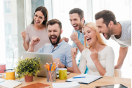  4 soluții pentru a avea angajați mai fericiți, așadar, mai productivi