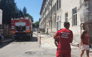 Alertă de incendiu la Spitalul Judeţean din Târgu Jiu