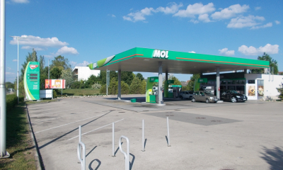 Benzină cu porția în Ungaria. Șoferii pot cumpăra maxim 50 de litri de carburant pe zi la prețul plafonat