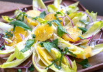 FOTO/VIDEO - Salată de portocale, andive și nuci