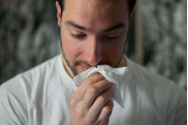 Alergia la ambrozie: simptome si tratament
