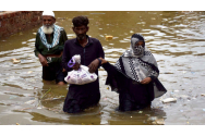 Ploile musonice au ucis aproape 500 de oameni în Pakistan