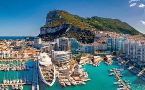 Gibraltarul a devenit oficial oraș britanic
