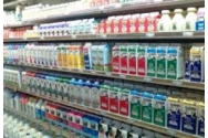 Bubuie o nouă criză: scumpirea laptelui aduce creșteri de prețuri uriașe. Cașcavalul ajunge la 100 de lei