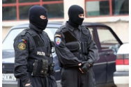 Un bărbat din Botoșani a fost împușcat după ce i-a atacat pe polițiști cu o drujbă