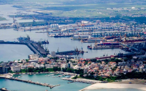 Portul Constanța a fost închis din cauza vântului puternic
