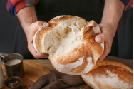 Pâinea românilor, cea mai scumpă din UE