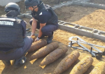 Pirotehniştii ieşeni au „recoltat” 19 bombe de calibru 60 de milimetri