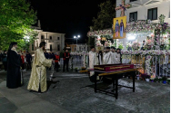 GALERIE FOTO - Moaștele Sfintei Parascheva au fost aduse în Catedrală