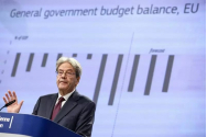 „Avem luni grele în fața noastră”. Comisia Europeană avertizează că economia UE va intra în recesiune în această iarnă
