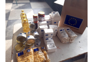 Începe distribuirea pachetelor cu alimente UE