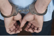 Zece persoane au fost arestate preventiv de DIICOT pentru trafic de droguri de mare risc, în urma a 18 percheziții din Iaşi, Neamţ, Galaţi şi Timiş