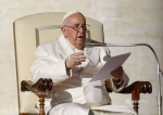 Papa Francisc:Liderii Ucrainei trebuie sa priveasca in perspectiva pentru a obtine pacea