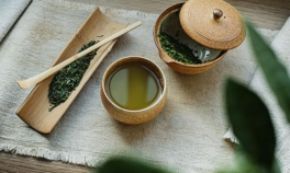 Ceaiul verde nu poate fi preparat cu apă clocotită: îi distruge gustul și proprietățile utile