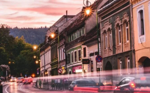 Un oraș din România, în top 10 cele mai ieftine și indicate destinații de vacanță în 2023