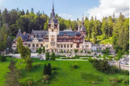 Castelul Peleș – primul castel cu electricitate și încălzire centralizată din Europa