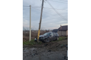 FOTO: Accident rutier în Holboca cu două autoturisme. O victimă a fost transportată la spital