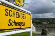 Parlamentul European va dezbate marți refuzul Austriei de a accepta România în Schengen  Citește mai mult la: https://www.digi24.ro/stiri/actualitate/parlamentul-european-va-dezbate-marti-refuzul-austriei-de-a-accepta-romania-in-schengen-2181723  Inf