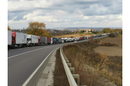 Șeful CJ Suceava cere o întâlnire de urgenţă cu autorităţile ucrainene: Coadă de camioane de 20 de kilometri la Vama Siret