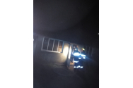 Două persoane au fost găsite carbonizate în urma unui incendiu violent care a cuprins o casă din localitatea Pâțâligeni