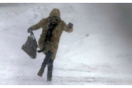 Furtuna de zăpadă din SUA a ucis cel puțin 32 de persoane, zeci de mii de americani fără curent electric de Crăciun