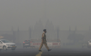 Frigul și ceața au afectat traficul aerian din New Delhi