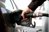 Cât vor costa benzina și motorina de la 1 ianuarie 2023, după ce Guvernul a renunțat la compensarea cu 50 de bani