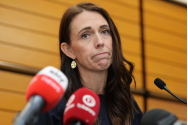 Premierul din Noua Zeelandă a anunţat că îşi va prezenta demisia
