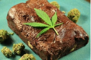 Prăjituri cu marijuana la o petrecere, la Râmnicu Vâlcea