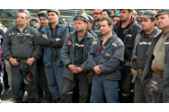 Protest la cariera Jilț, unde au murit trei oameni. Minerii refuză să înceapă munca. Aceștia cer demiterea ministrului Virgil Popescu