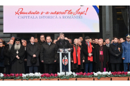 Huiduiți, politicienii au fugit de horă, la Iași