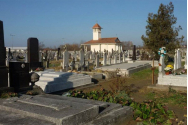 Criza locurilor din cimitirele iesene. Un loc de veci se vinde și cu 6.000 de euro