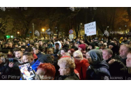 Proteste la Satu Mare după ce o elevă de 15 ani a murit la o oră după ce s-a prezentat la Spitalul Județean